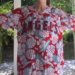 XL angels baseball t shirt